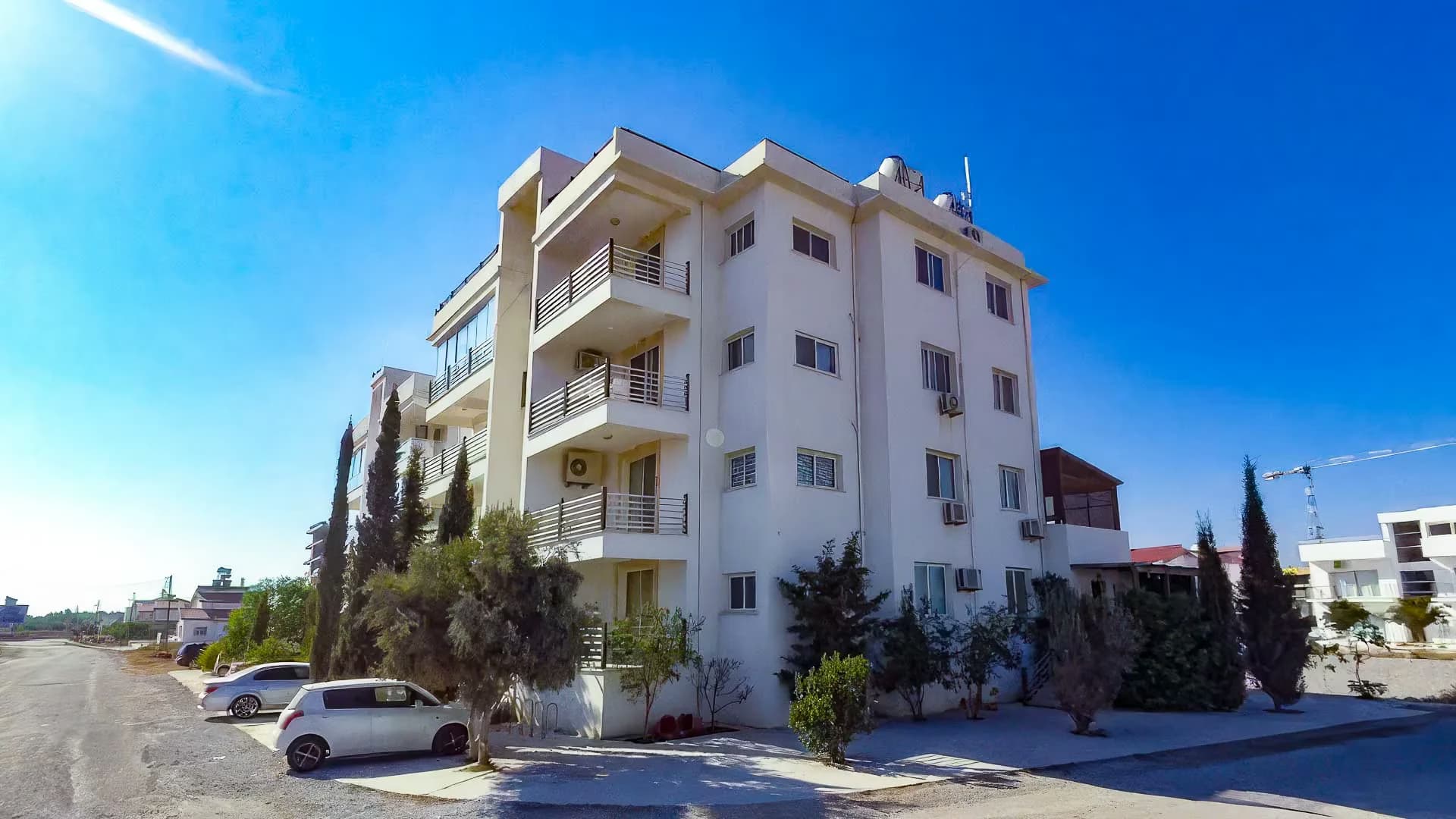 Apartment 3+1, KRESUS