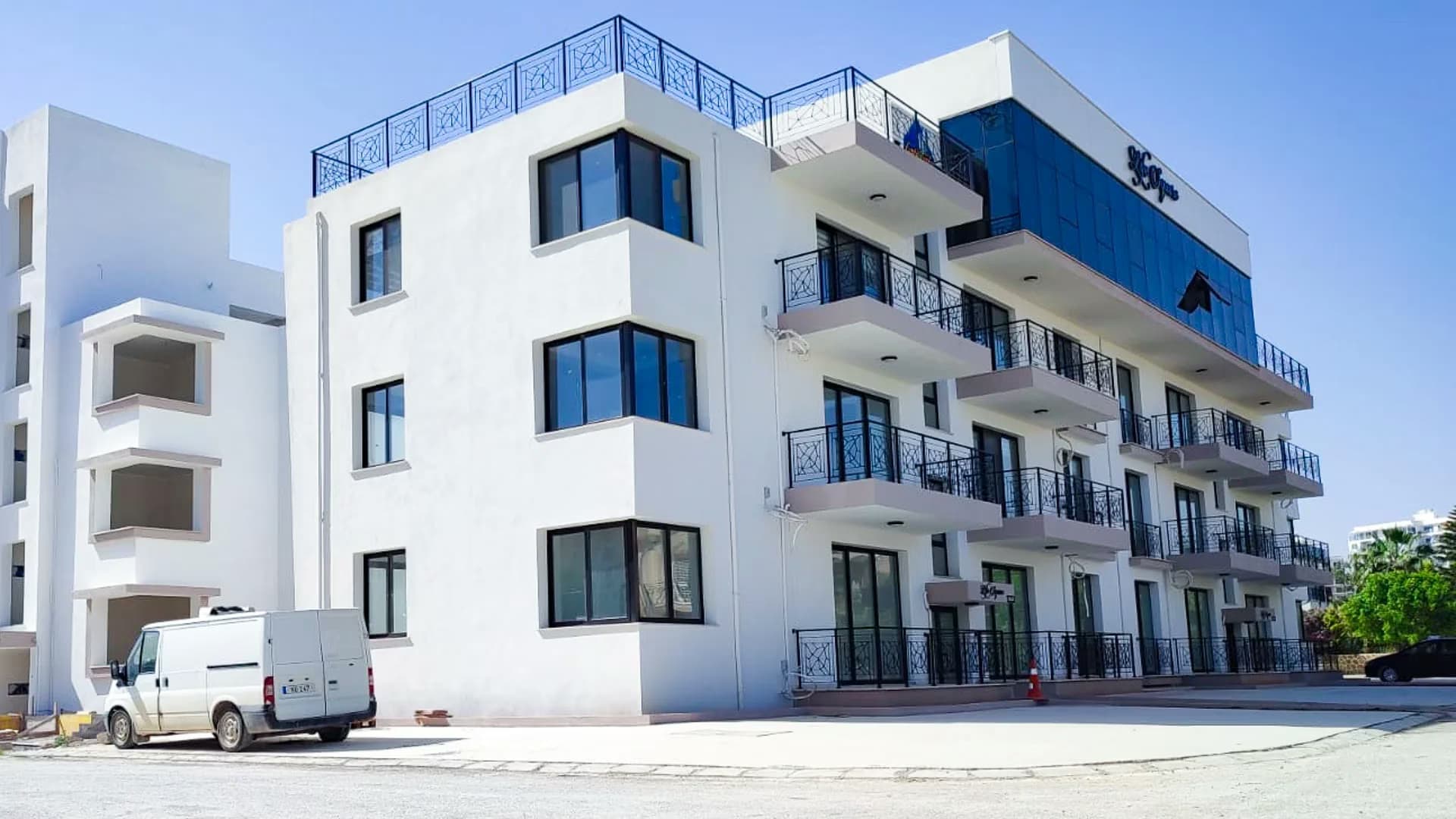 Penthouse, LIFE SQUARE