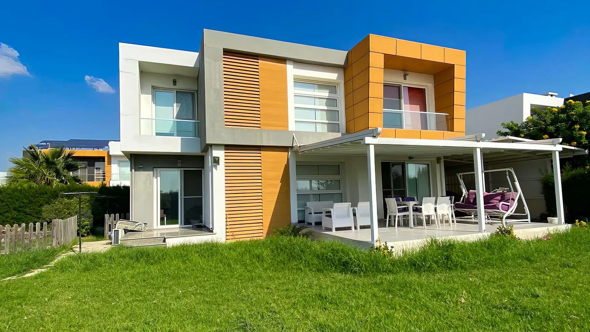 Villa 3+1, SAKLI KENT