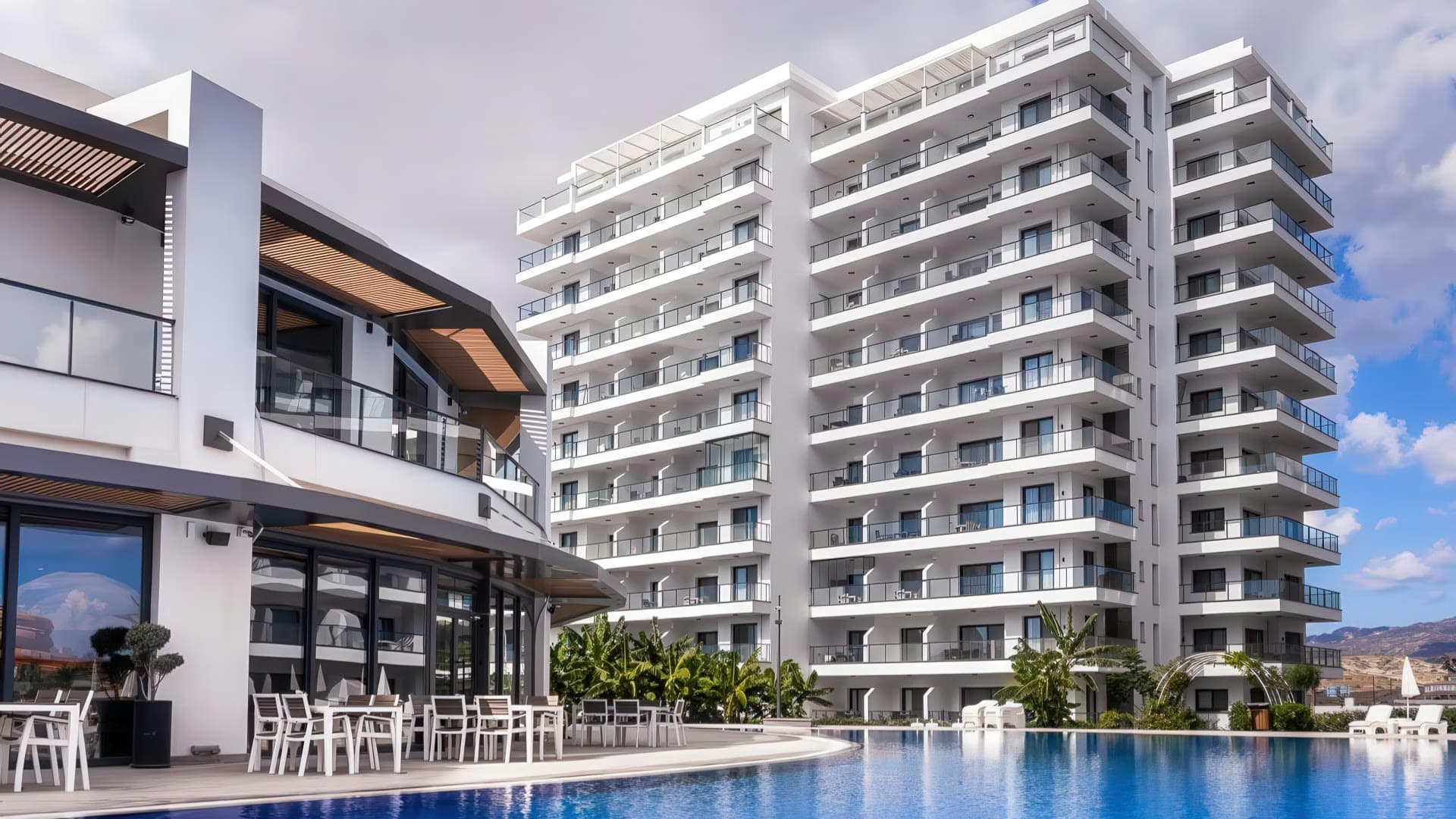 Apartment 1+1, CAESAR BLUE